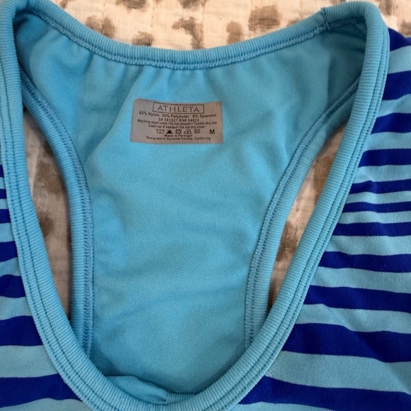 Athleta‎ Women's Striped Racer Back Workout Tank; Built-In Bra; Blue; Med. - Picture 3 of 5